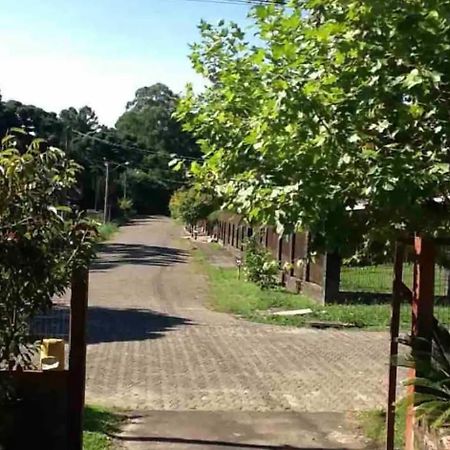 Hospedagem Da Dona Carla Canela Luaran gambar